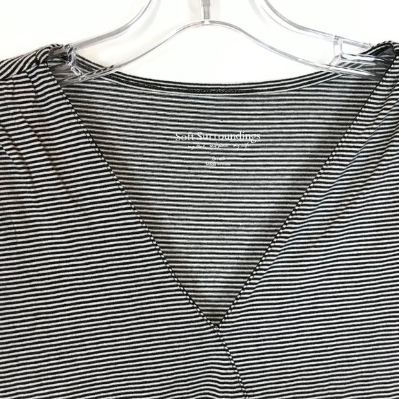 Womens Size Small Soft Surroundings Black White Claudia Faux Wrap Striped Dress - Picture 4 of 5